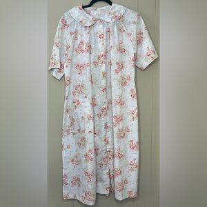 Belle Fleur VTG Floral Mother of Pearl Button Down Housecoat Robe Medium